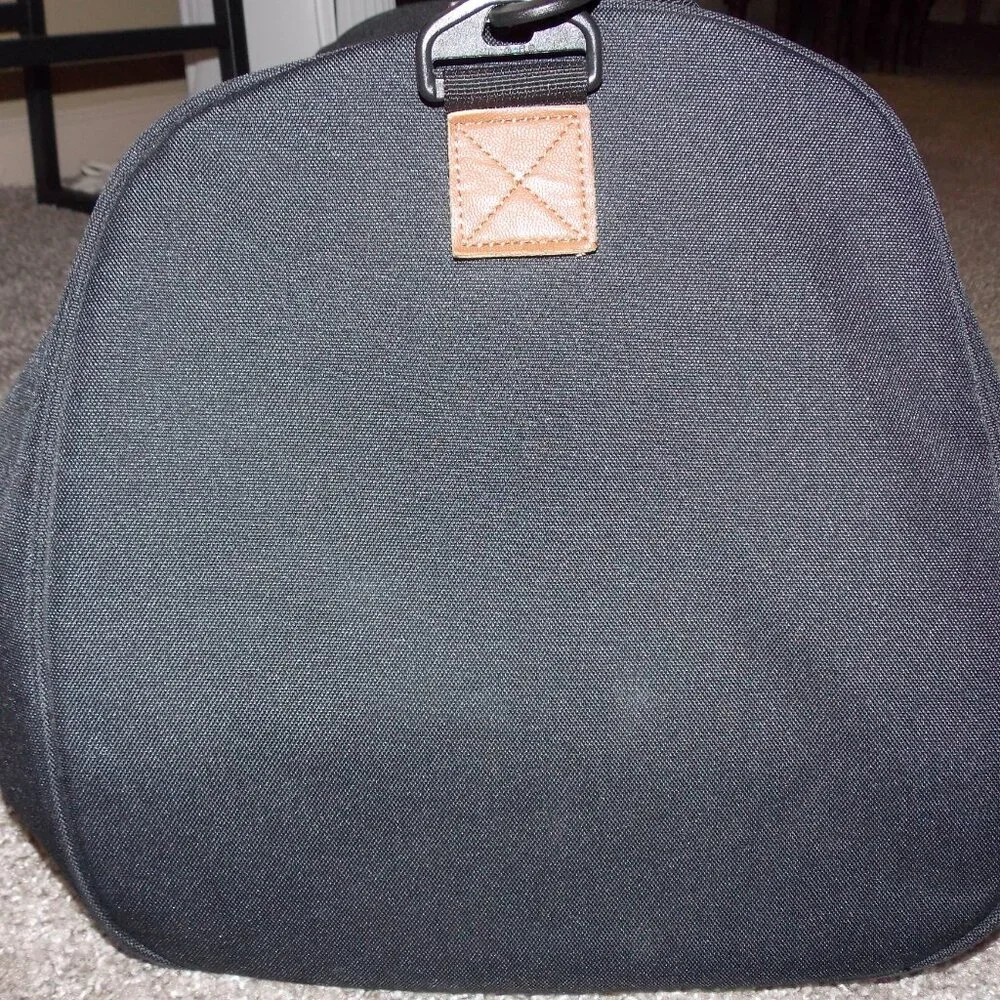 Herschel Novel Duffle - Picture 7 of 11